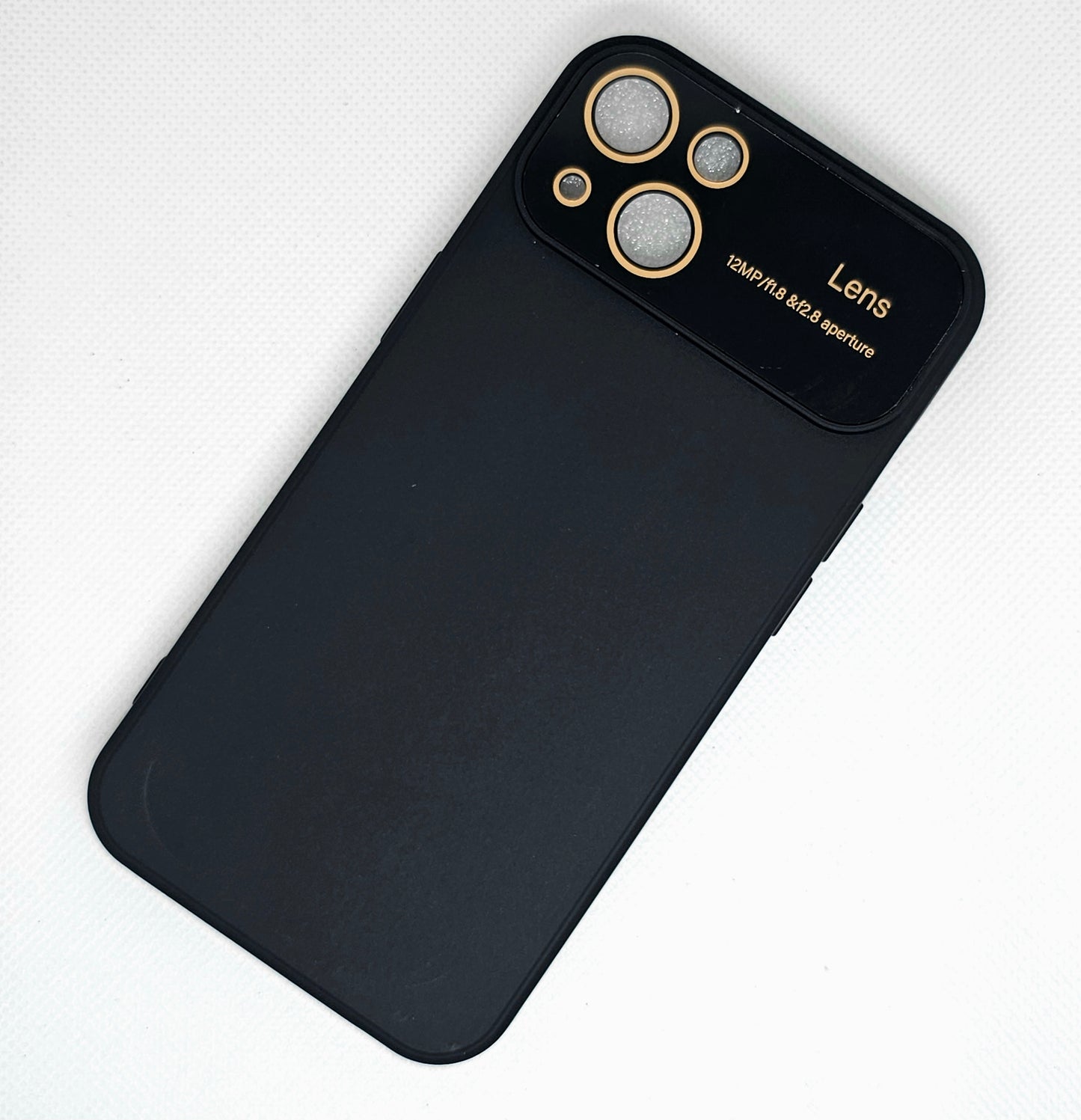Apple Iphone 13 Silicone Cover With Protective lens