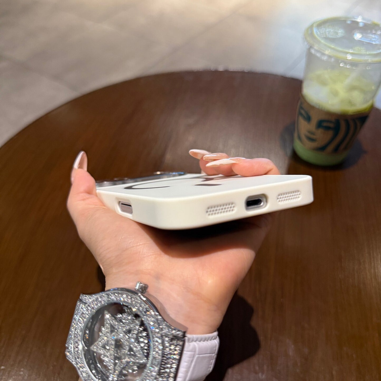 Apple iphone Large Screen with This Matte Ag Case (Exclusive)