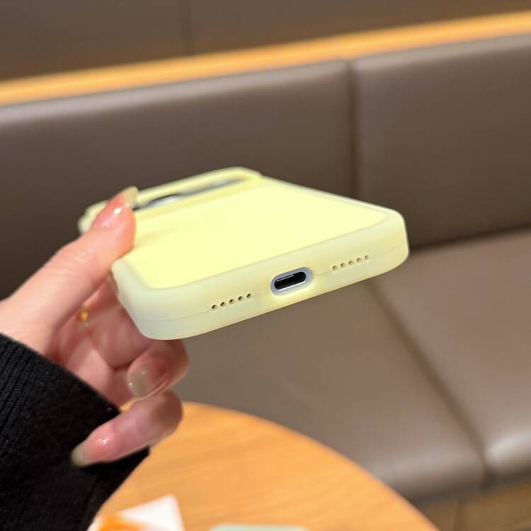 Apple Iphone Covers in Ice-Cream Colored Protective case