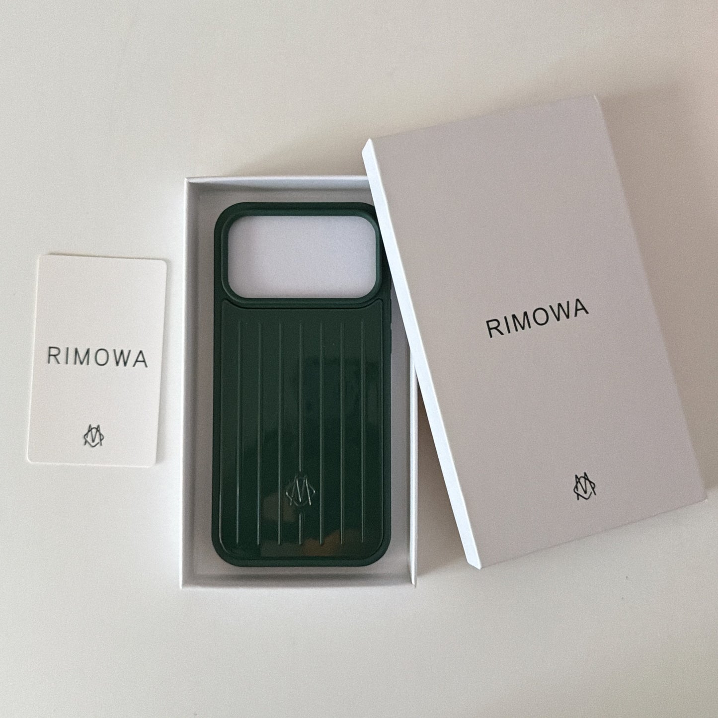 Apple Iphone Aluminum Alloy Suitcase-Style Anti-Fingerprint Magnetic Phone Case (Exclusive)