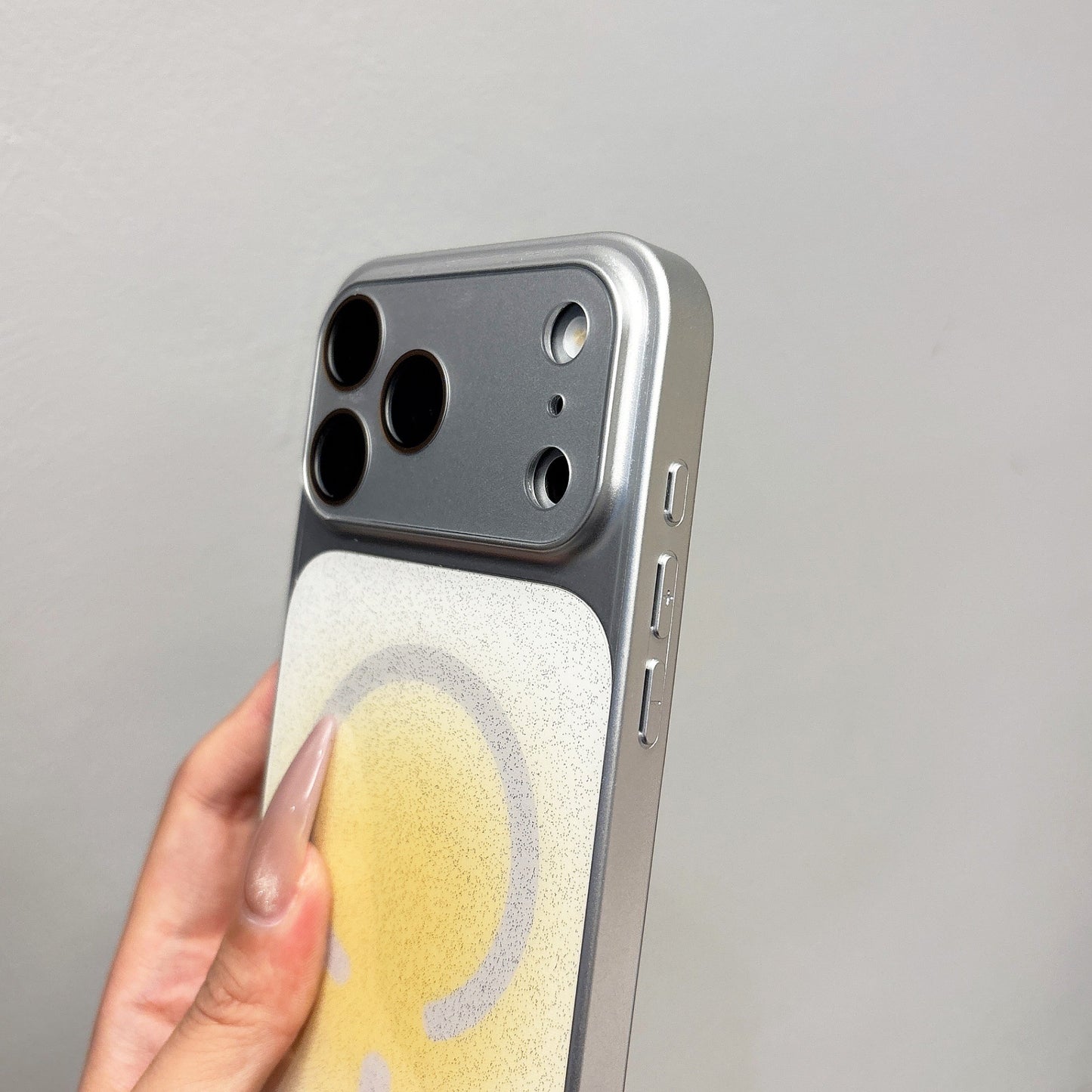Apple Iphone Glitter Magnetic Case Suitable for Ai Camera Button Case (Exclusive)