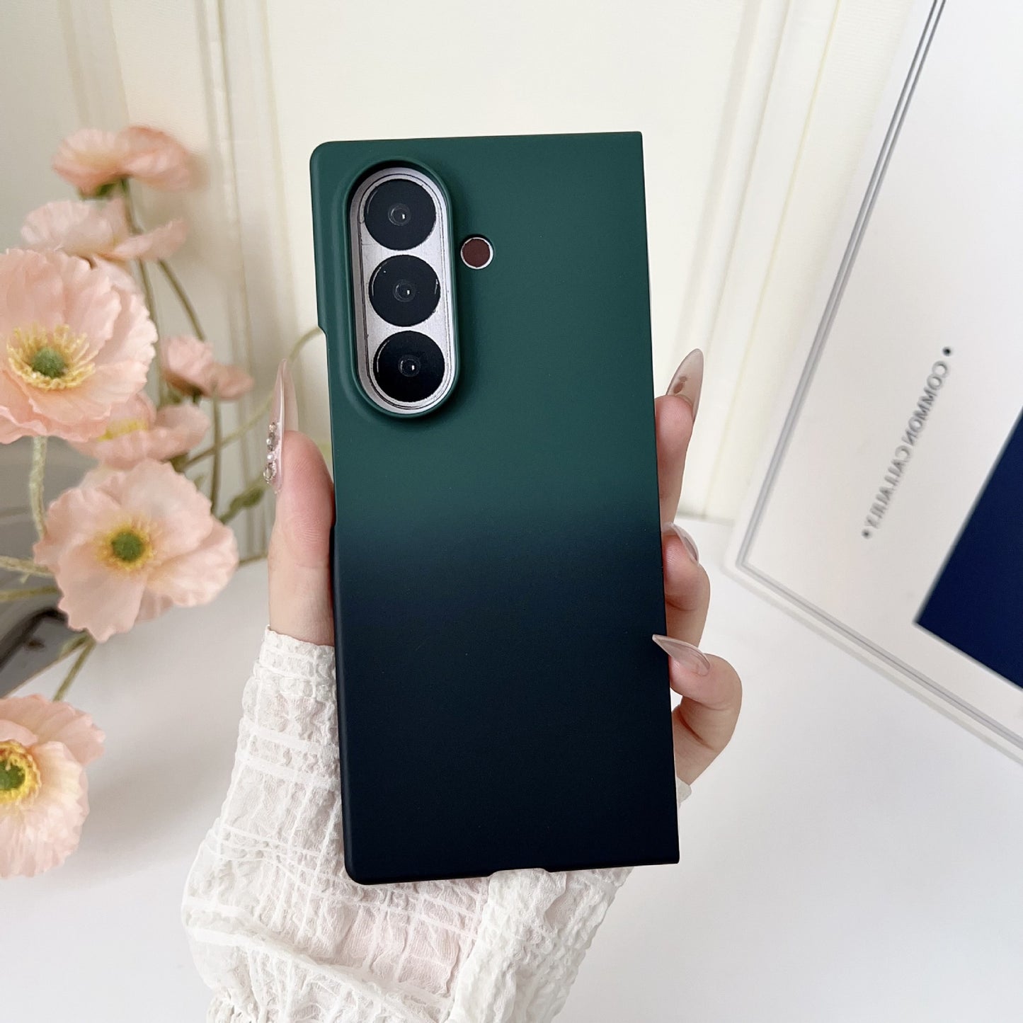 Samsung Fold Hard Shell with Central Axis Matte Gradient Protective case (Exclusive)