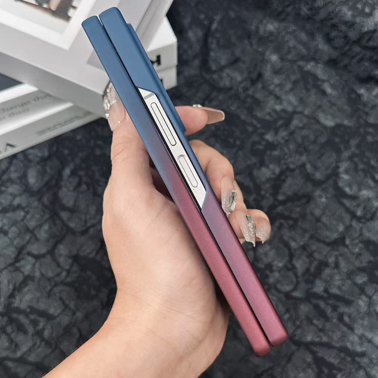 Samsung Fold Hard Shell with Central Axis Matte Gradient Protective case (Exclusive)