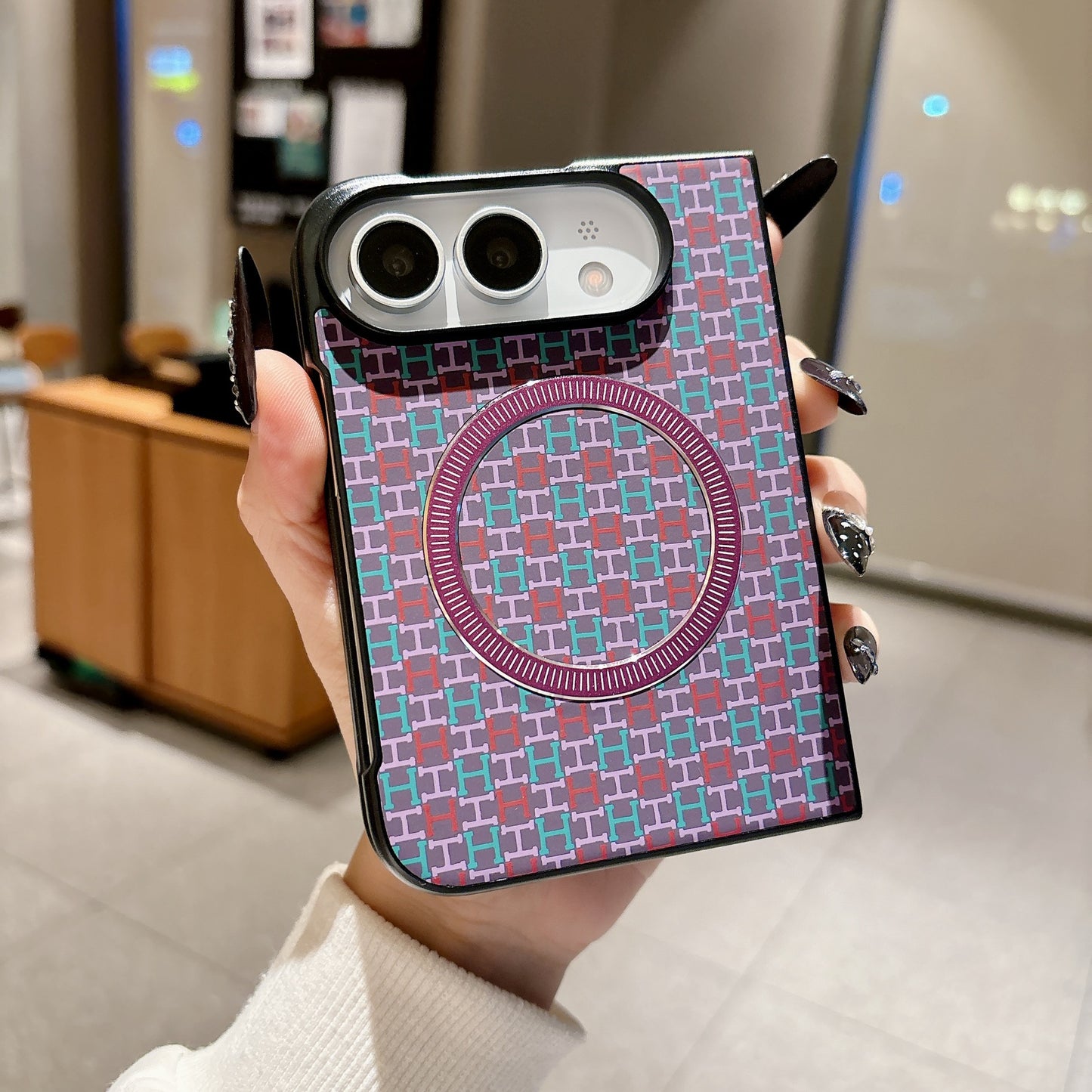 Apple Iphone Ultra series Personalized, high-end, simple solid color case with magnetic closure (Exclusive)