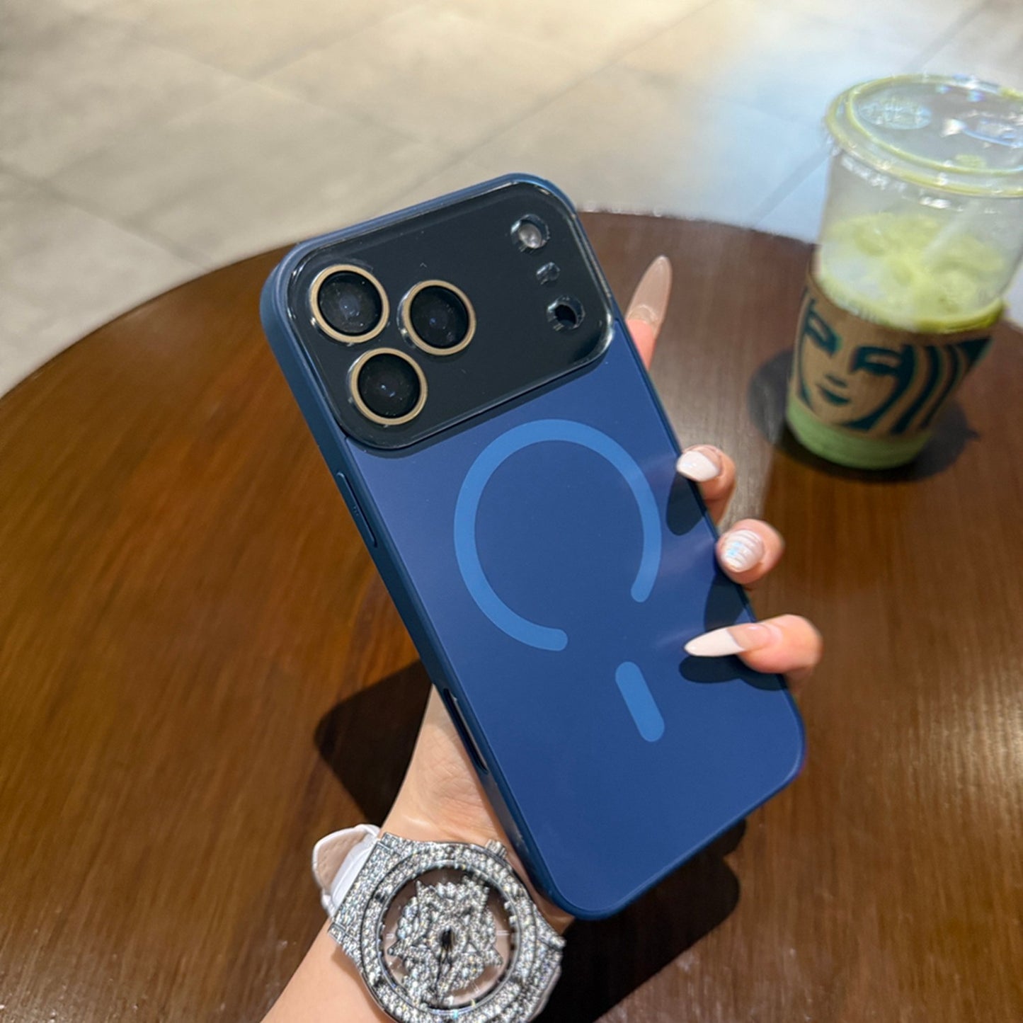 Apple iphone Large Screen with This Matte Ag Case (Exclusive)