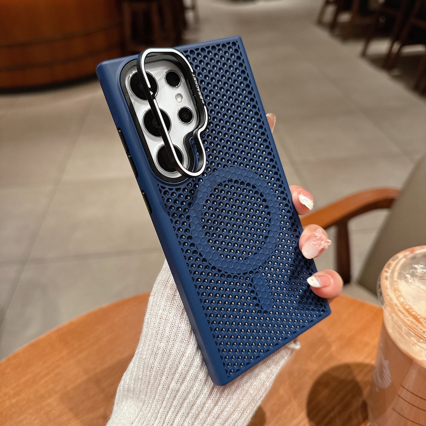 Samsung Ultra Series Honeycomb Mesh Cooling Suitable Magnetic Phone Case Skin Feel Mesh  (Exclusive)
