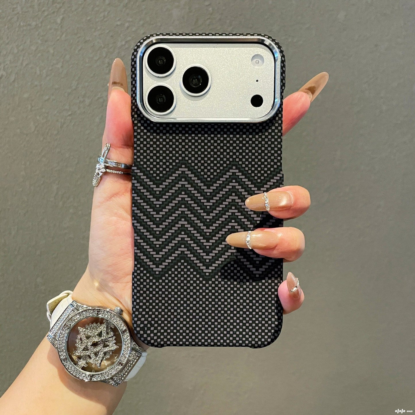 Apple Iphone Kevlar textured magnetic skin-feel frosted semi-enclosed protective case (Exclusive)