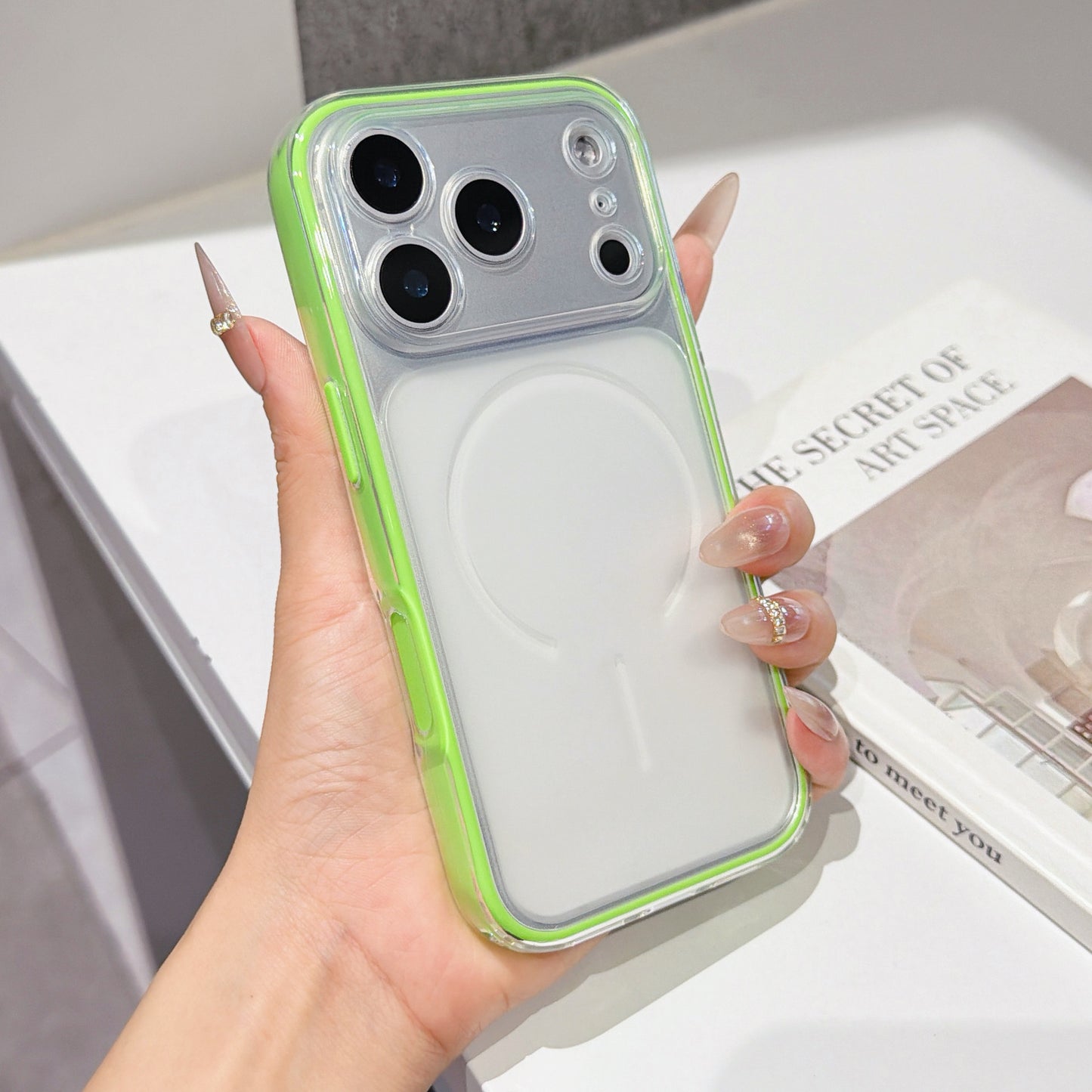 Apple Iphone Suitable Side colored Magsafe case (Exclusive)