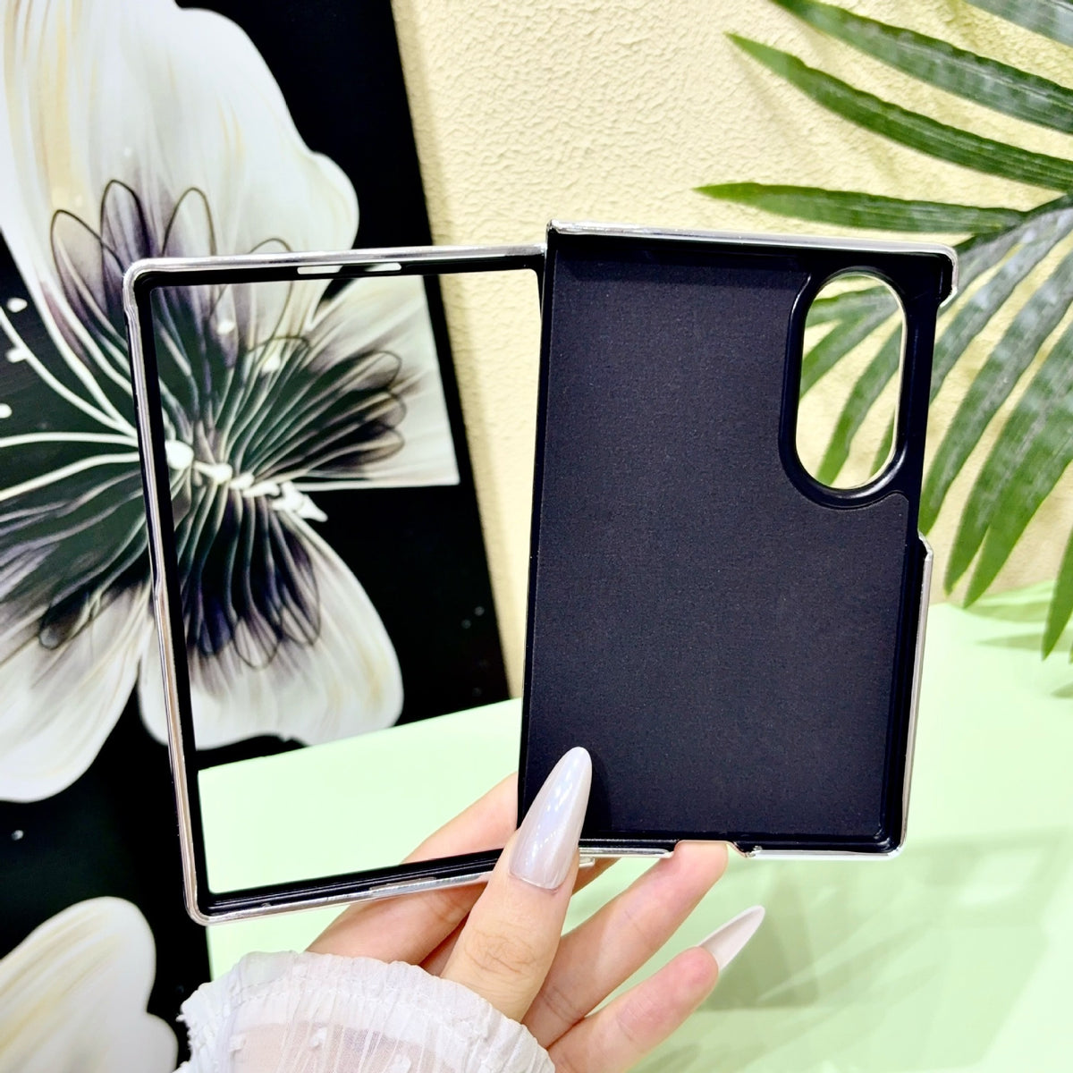 Samsung Fold electroplated gradient bracelet  diamond folding case (Exclusive)