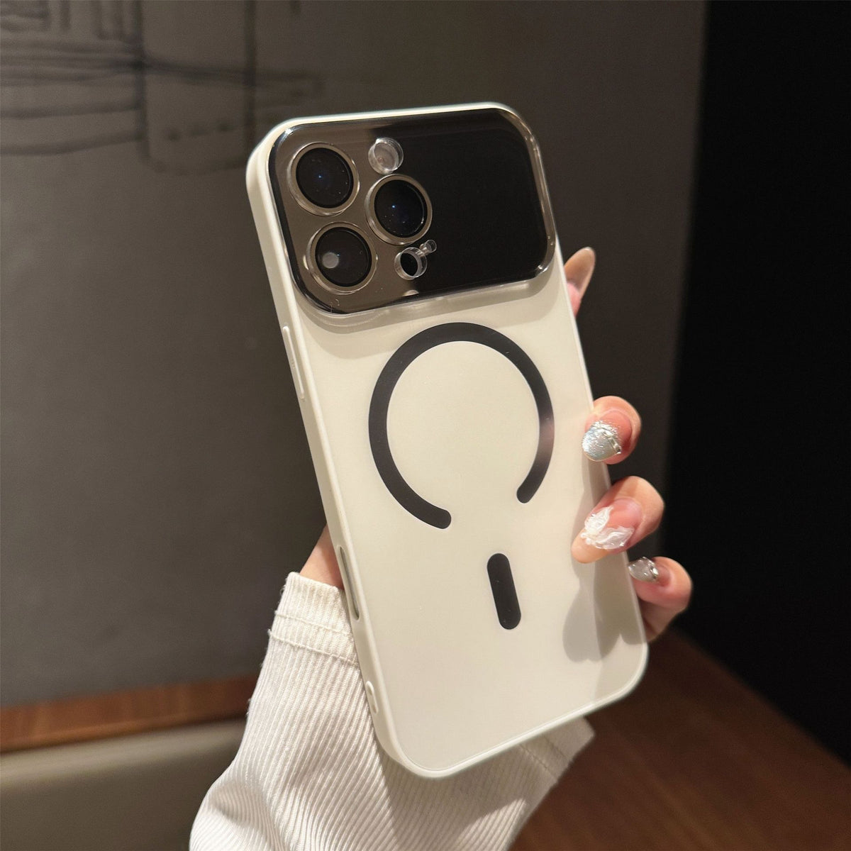 Apple iphone Large Screen with This Matte Ag Case (Exclusive)