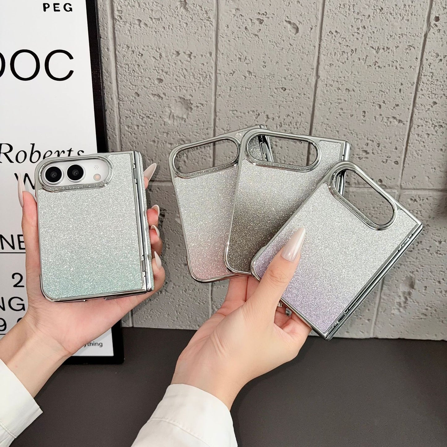 Apple Iphone Ultra gradient glitter central hinge protective case (Exclusive)