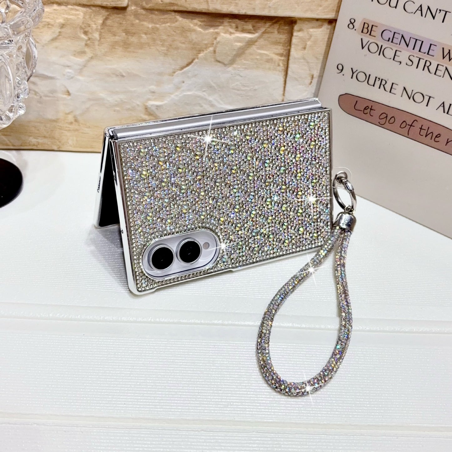 Samsung Fold & Flip rhinestone bracelet diamond folding case (Exclusive)