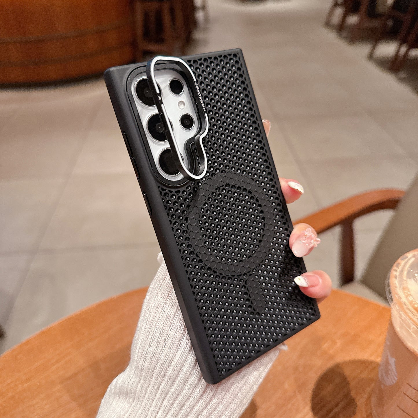 Samsung Ultra Series Honeycomb Mesh Cooling Suitable Magnetic Phone Case Skin Feel Mesh  (Exclusive)