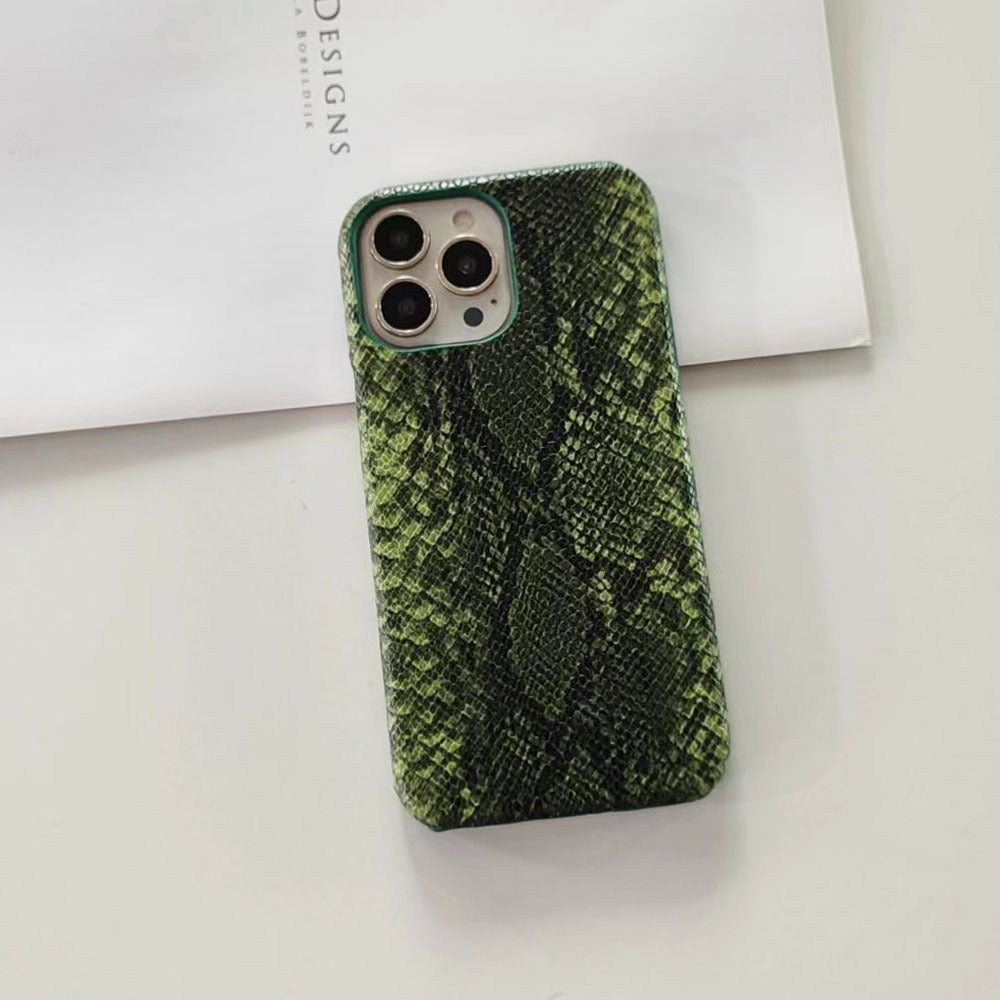 Apple Iphone Fashionable Python Bracelet Pattern case (Exclusive)