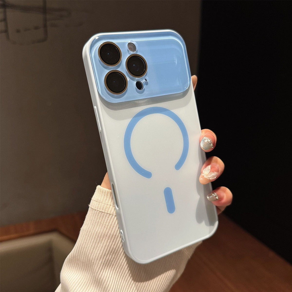 Apple iphone Large Screen with This Matte Ag Case (Exclusive)