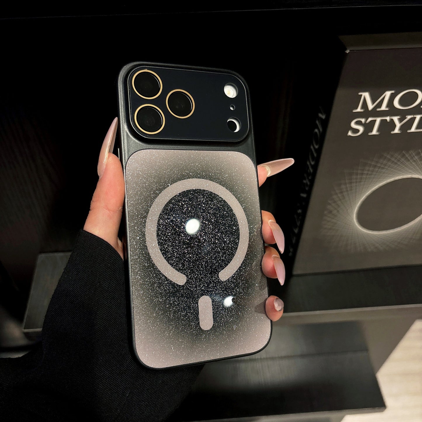 Apple Iphone Glitter Magnetic Case Suitable for Ai Camera Button Case (Exclusive)