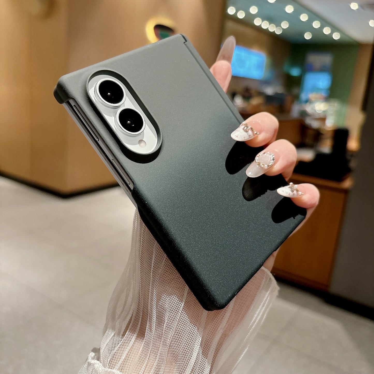 Samsung Fold wide phone magnetic closure gradient frosted case (Exclusive)