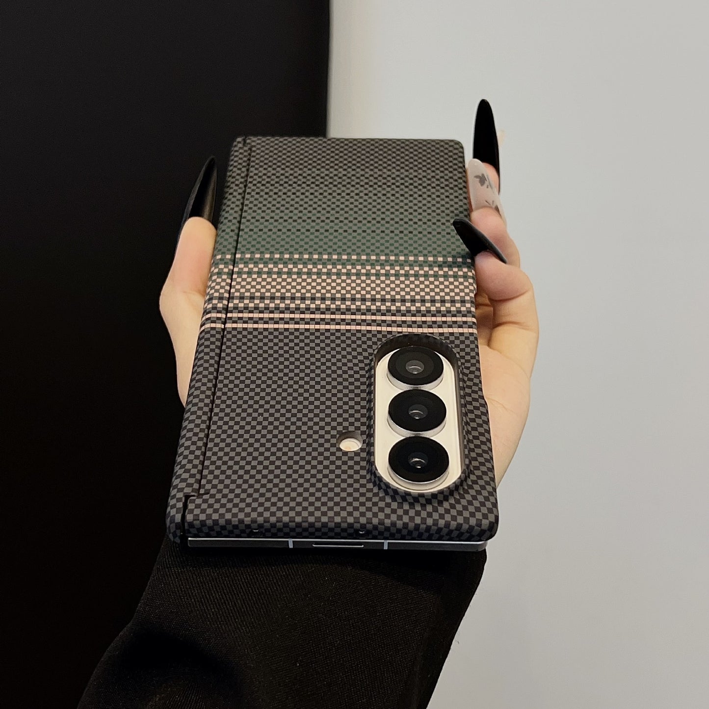 Samsung Fold series Fresh New Carbon Fiber Case (Exclusive)