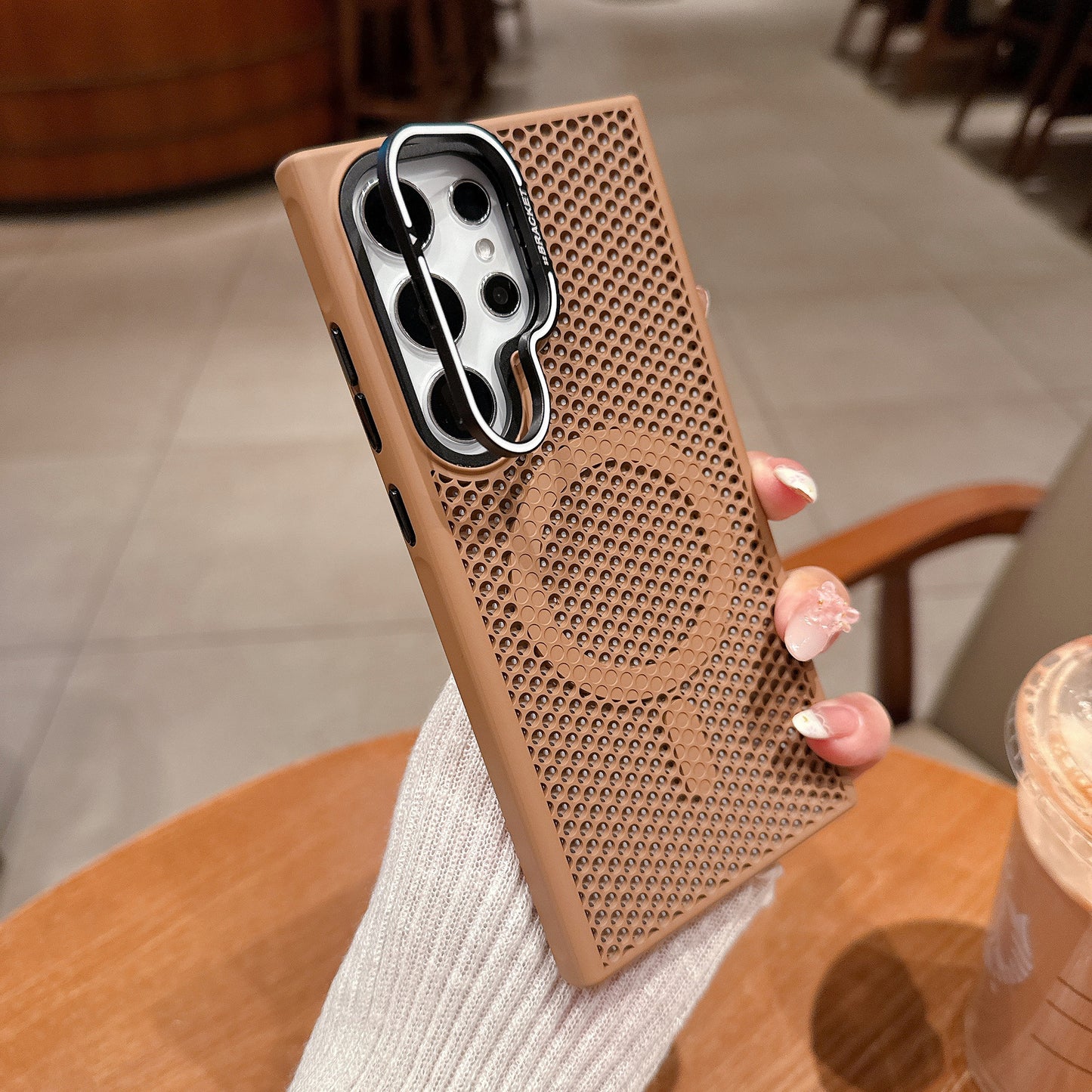 Samsung Ultra Series Honeycomb Mesh Cooling Suitable Magnetic Phone Case Skin Feel Mesh  (Exclusive)