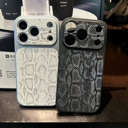 Apple iphone Large Window Snakeskin Pattern case (Exclusive)