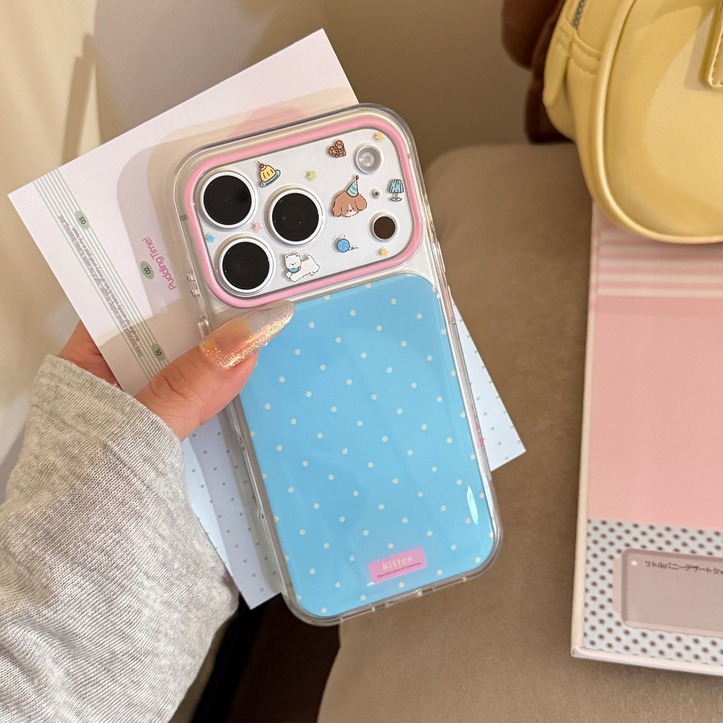 Apple iphone Dopamine Wave Dots Case (Exclusive)