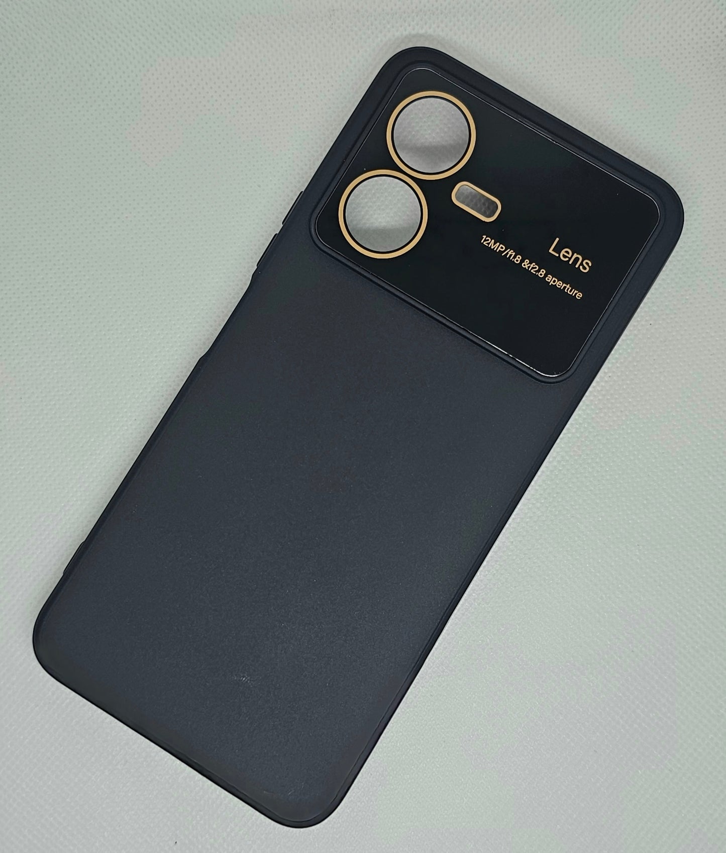 Vivo Y22 (4G) Silicone Back Cover with Protective Lens